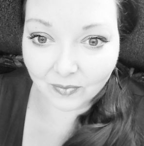 Meet your Posher, Kristin
